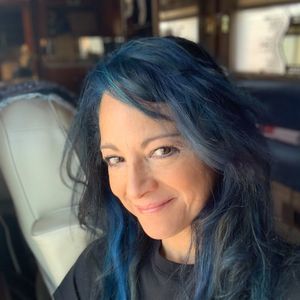 Meet your Posher, Monica